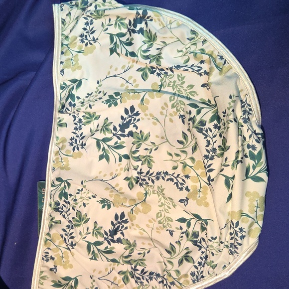 Vanity Fair Illumination Bikini Panties Set Of 2 Size 8 XL - Picture 3 of 5